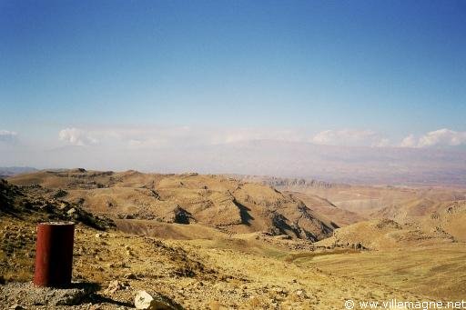 Montagnes de l’Anti-Liban, plaine de la Bekaa et Monts Liban à l’arrière-plan - Syrie