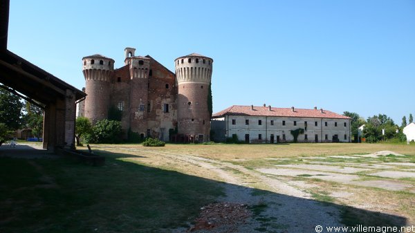 Château de Valeggio, au sud de Vigevano