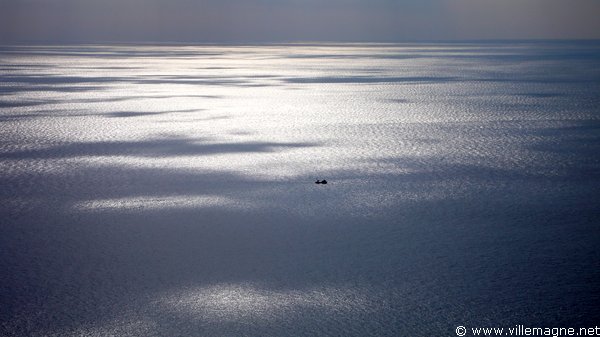 Golfe de Salerne vu depuis la presqu’île de Sorrente (côte amalfitaine)