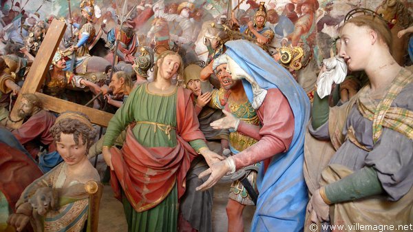 La Vierge Marie et les saintes femmes éplorées lors de la montée du Christ vers le Golgotha