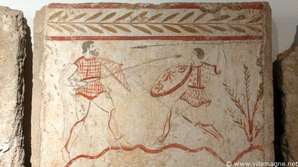 Peintures de tombes conservées au musée de Paestum (IVe siècle avant J.-C.)