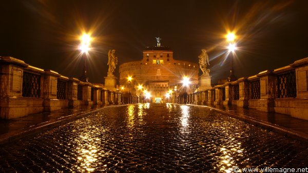 Pont et château Saint-Ange à Rome
